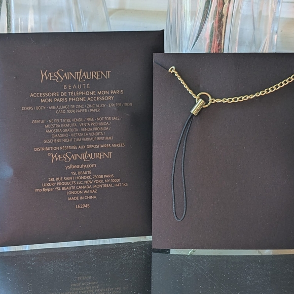 Yves Saint Laurent - Picture 4 of 15